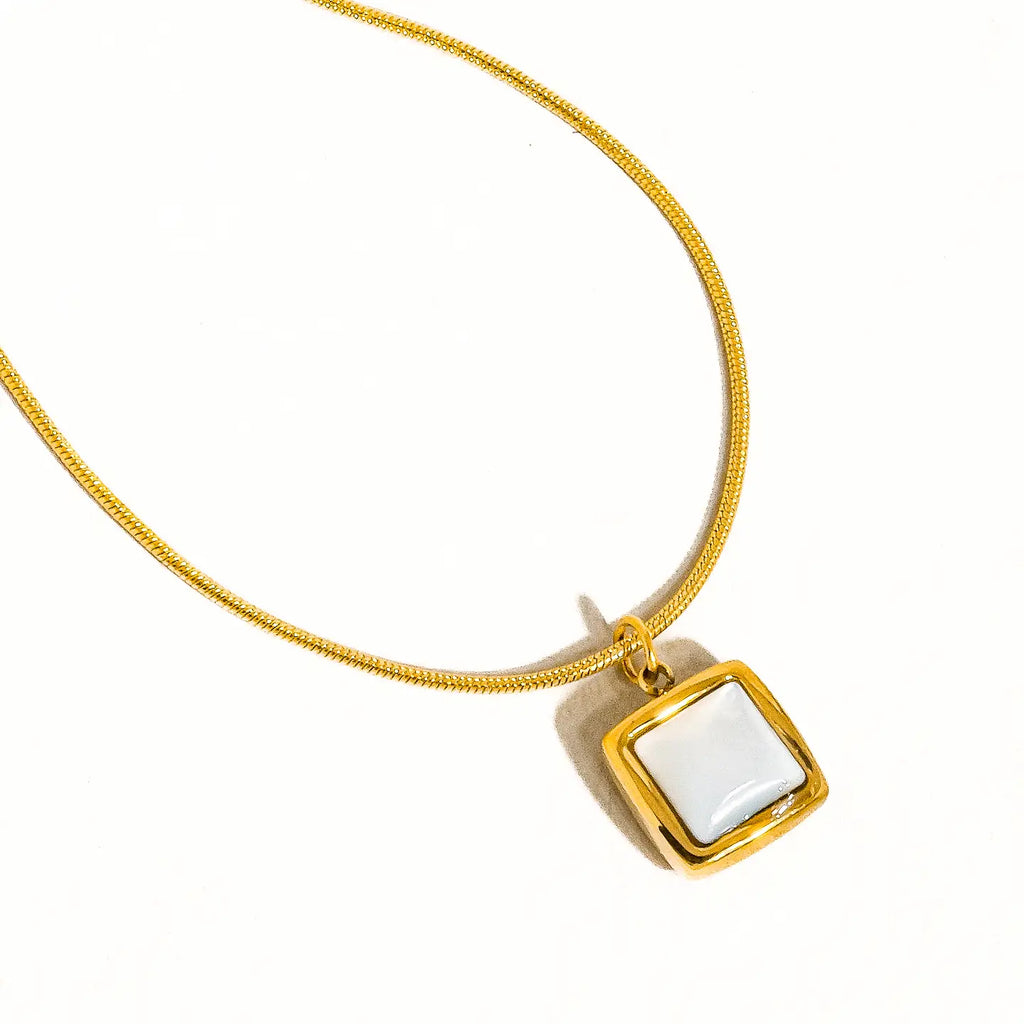 Berenice Square Shell
