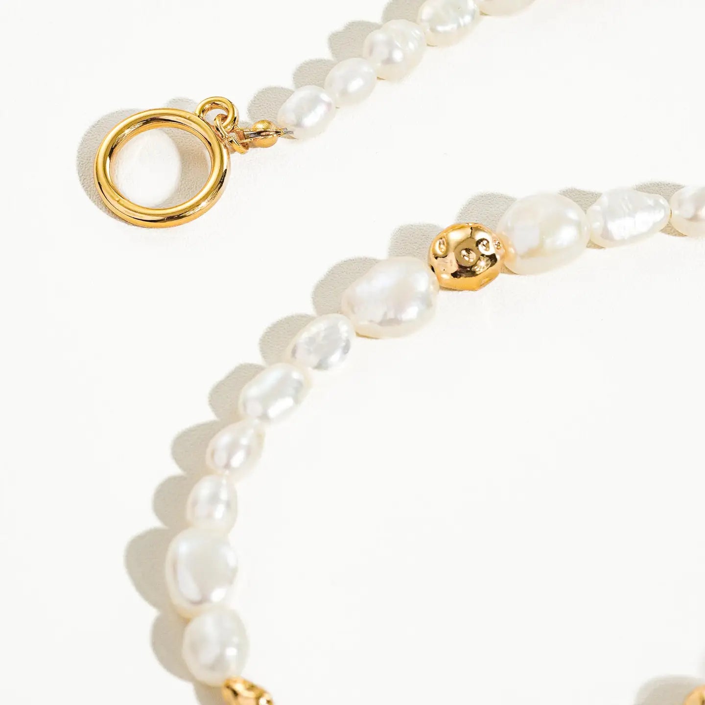 Penelope Pearl Choker